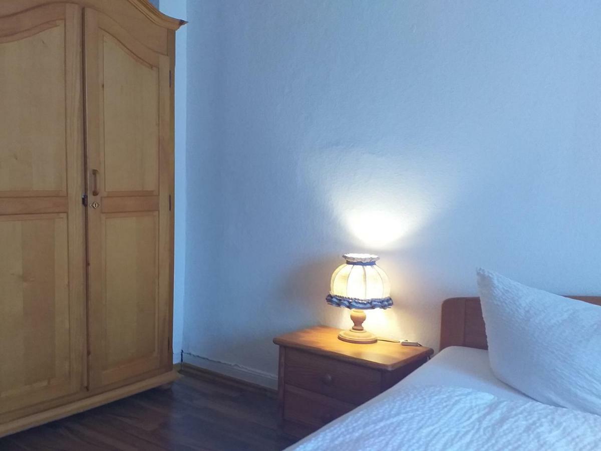 Hotel Zur Krone Бад-Брюккенау Экстерьер фото